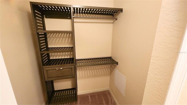 Building Photo - 4106 Central Sarasota Pkwy