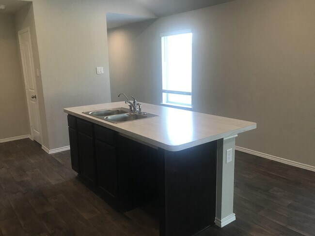 Building Photo - 16817 Lonely Pines Dr