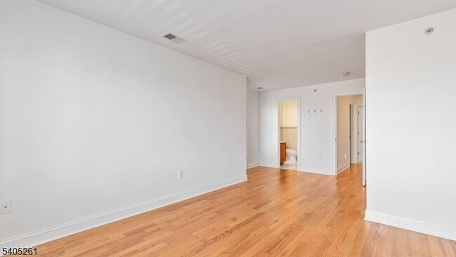 Building Photo - 112 N Broadway