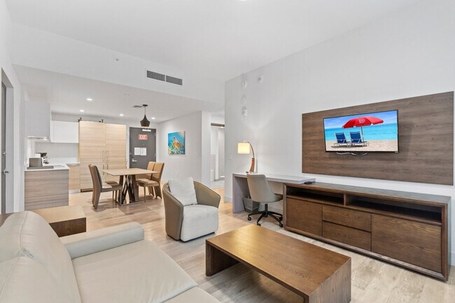 Primary Photo - 777 N Ocean Dr