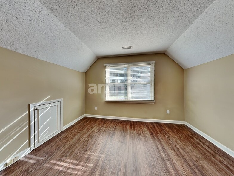 Building Photo - 4239 Brentonshire Ln