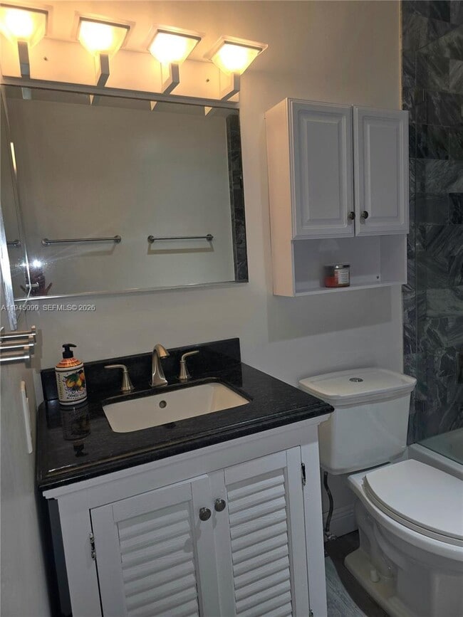 Building Photo - 2171 NE 66th St