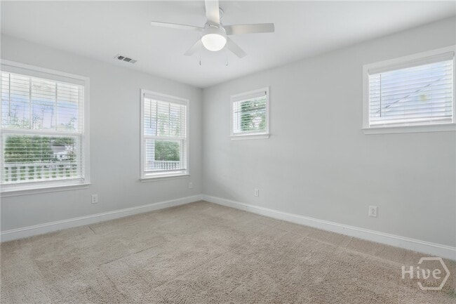 Building Photo - 29 Franklin Cut