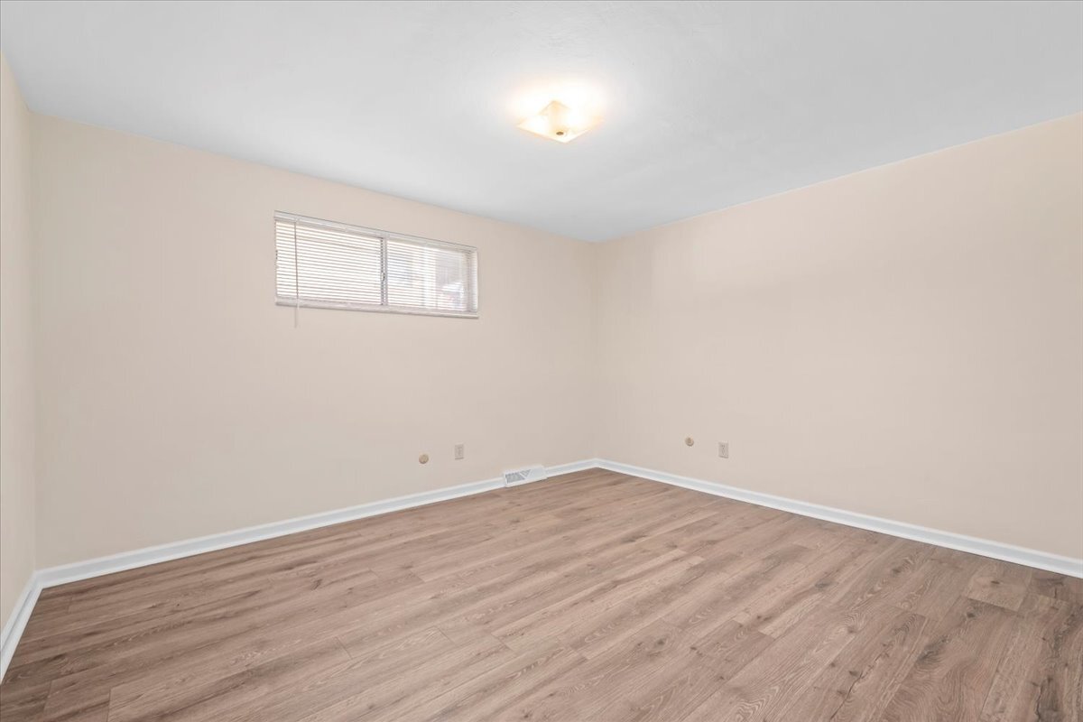 Building Photo - 3555 McClure Ave