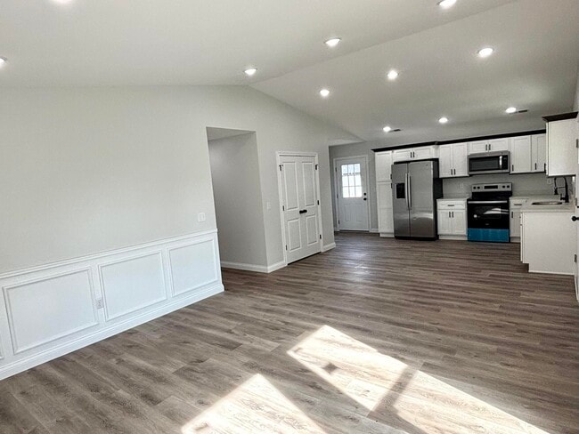 Building Photo - 87 Bluegrass Rd