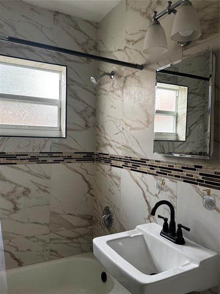 Building Photo - 1020 Indiana Ave