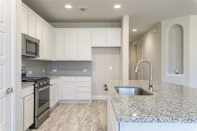 Building Photo - 9305 Margaret Jewel Ln