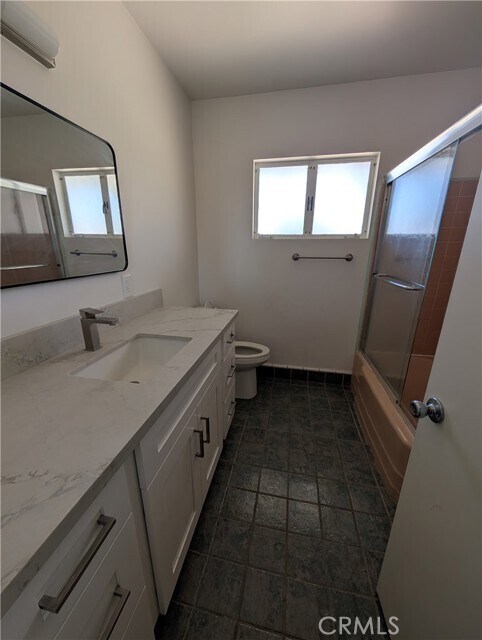 Building Photo - 1400 Lynoak Dr