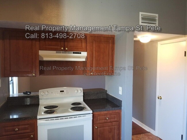 Building Photo - 5627 Ashley Oaks Dr