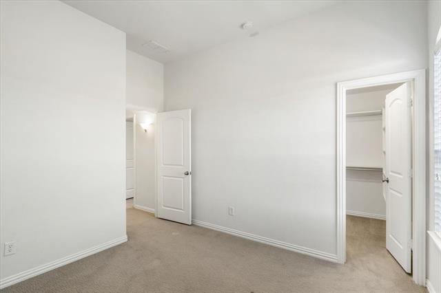 Building Photo - 910 Ontzlake Dr