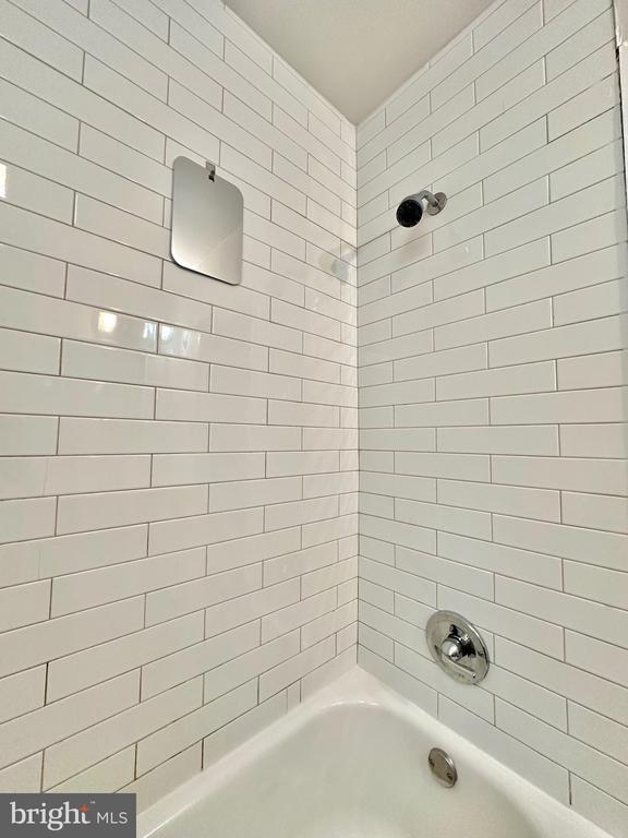 Building Photo - 3120 Haverford Ave