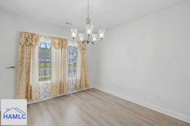 Building Photo - 965 Meloney Dr