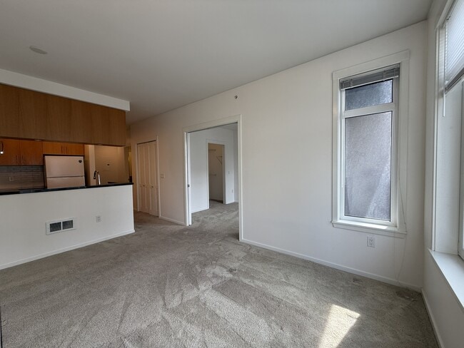 Building Photo - 2721 1st Ave