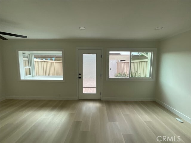 Building Photo - 9745 Port Royal Cir