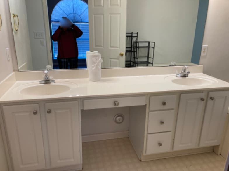 Building Photo - 537 Treymoor Lake Cir