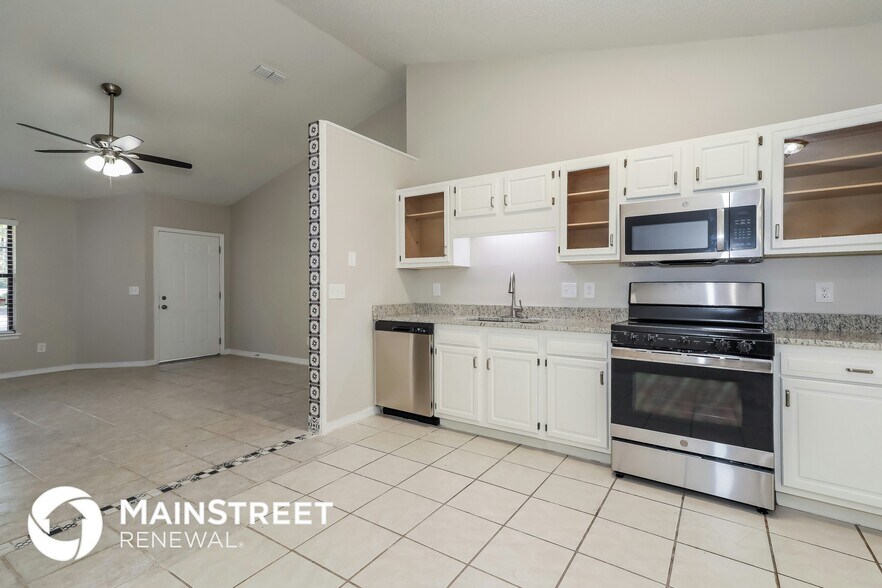 Building Photo - 12591 Deeder Ln