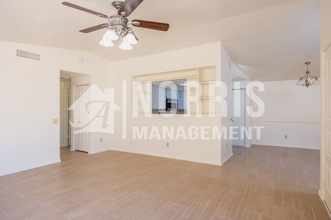 Building Photo - Cozy Home with No HOA and a Large NO Maintenance Backyard
