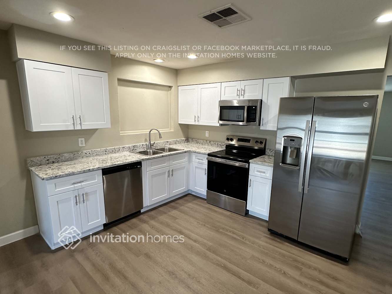 Building Photo - 12214 N Escobar Way