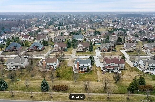Building Photo - 47643 Ashford Dr S