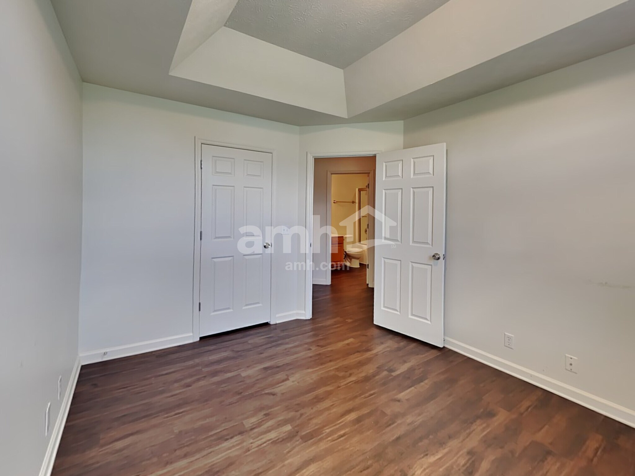 Building Photo - 1630 E Blairmont Dr