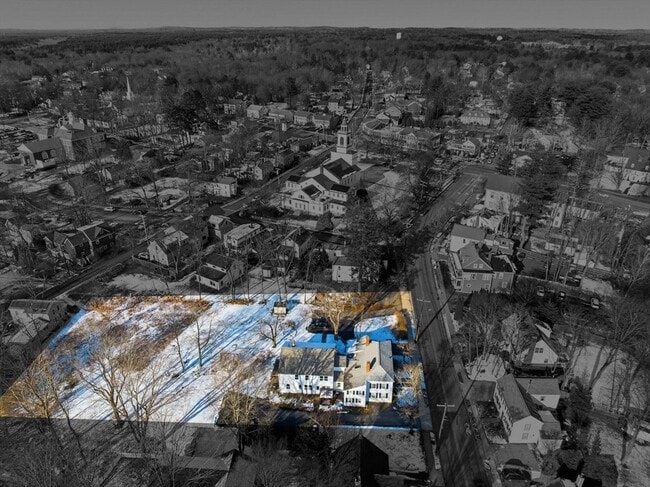 Building Photo - 45R South