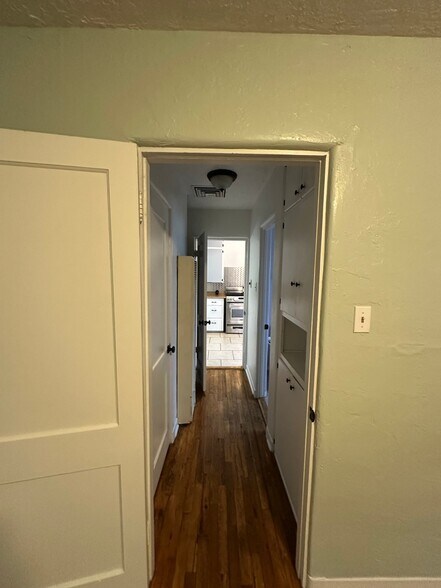 Building Photo - 4227 Brockmont Ave NE