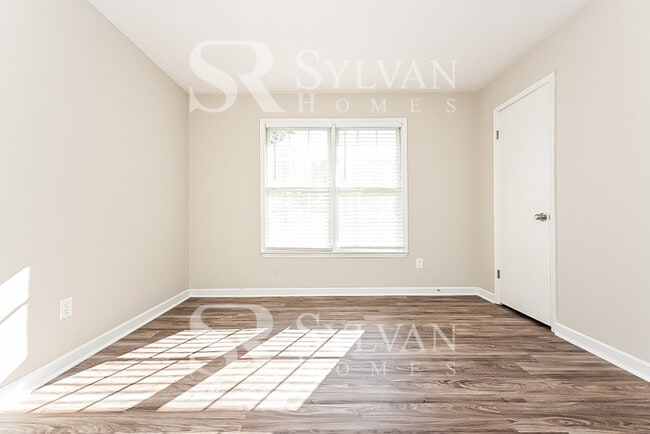 Building Photo - Welcome to your new Ellenwood haven!