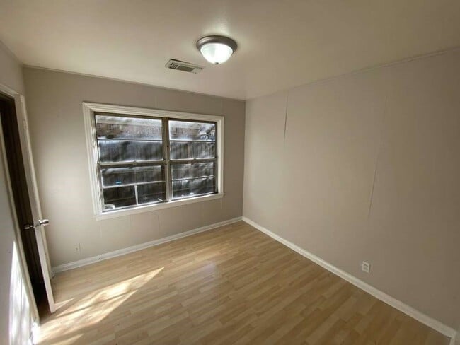Building Photo - 5810 Belmark St