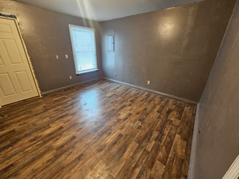 Building Photo - 10720 Plank Rd