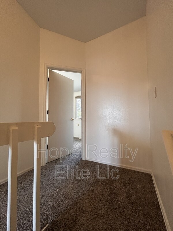 Building Photo - 954 Brant Hollow Ct