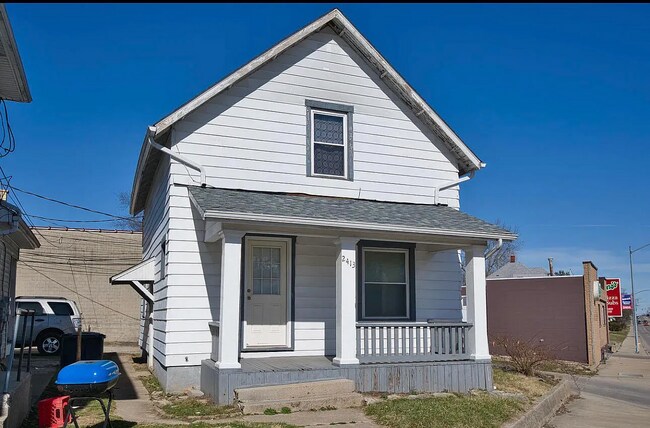 Building Photo - 2413 S Smithville Rd