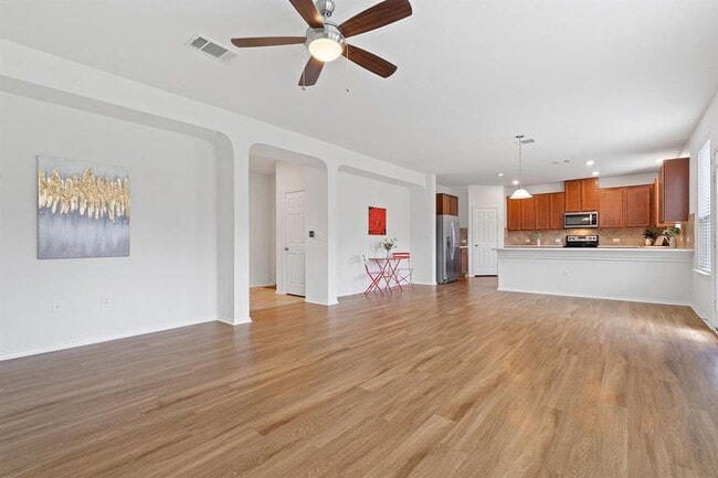 Building Photo - 7609 Ballydawn Dr