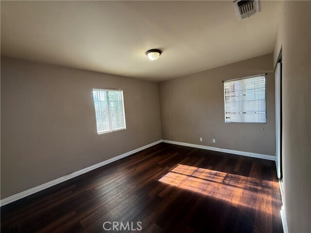 Building Photo - 7051 Lindley Ave