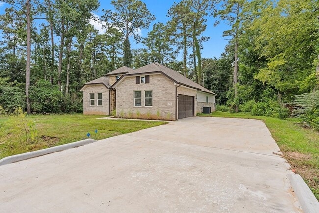 Building Photo - 478 Stephen F Austin Dr