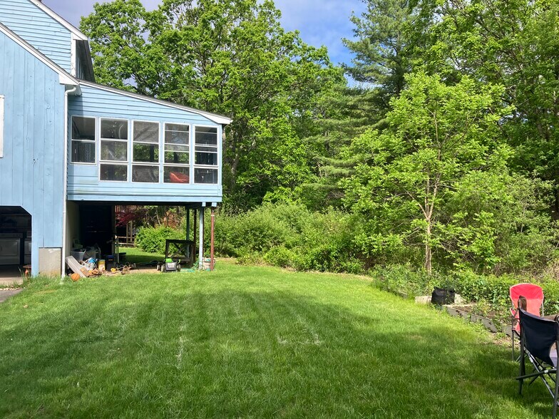 Building Photo - 5 Freeman Cir