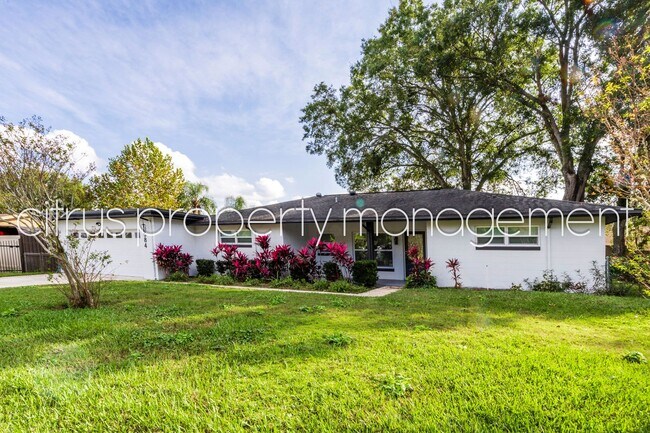 Primary Photo - Impeccable, Fully Remodeled 3/2 Convenient to UCF!