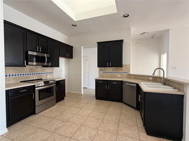 Building Photo - 3603 W Olivia Dr