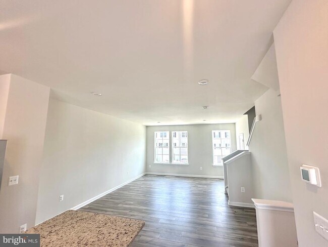Building Photo - 104 Cooperage Rd
