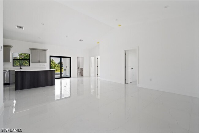 Building Photo - 2458 NW 9th Terrace