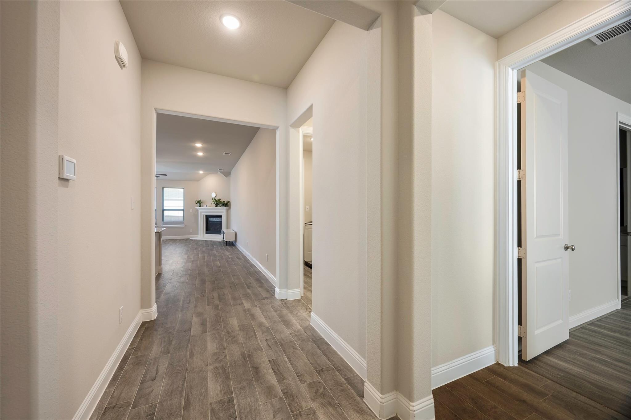 Building Photo - 9632 Beckett Dr