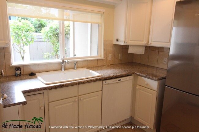 Building Photo - 44140-140 Hako St