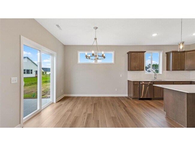 Building Photo - 2149 Westpointe Dr