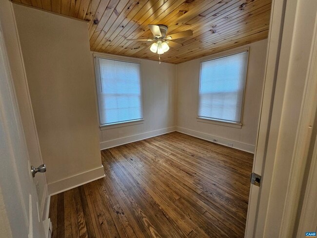 Building Photo - 4271 Davis Hwy