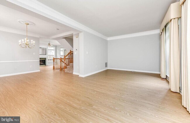 Building Photo - 8105 Quinn Terrace