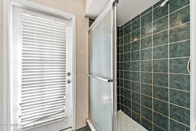 Building Photo - 5203 W Laurie Ln