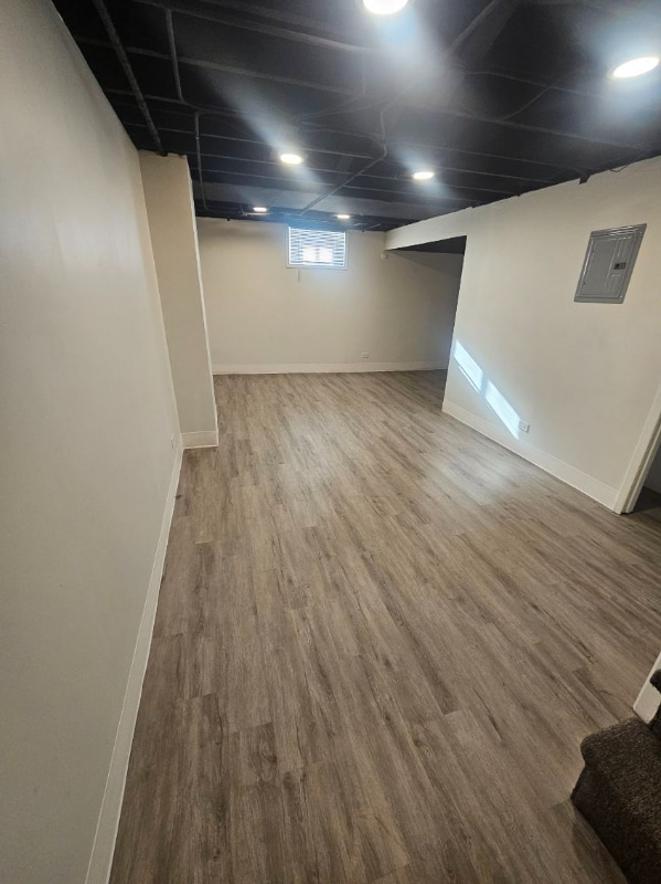 Building Photo - 8140 Meadow Ln