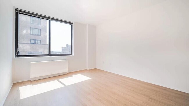 Building Photo - 161 Remsen St