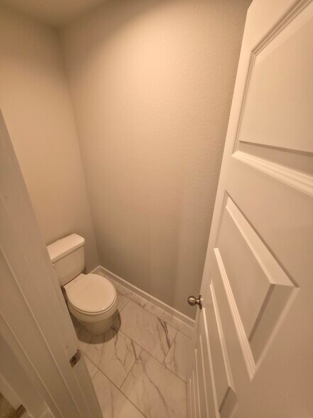 Building Photo - 2626 Finley