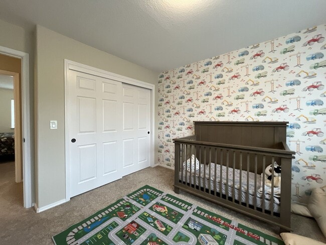 Building Photo - Elegant 5BR + Bonus Room Home with Bay Windows, Entertainment Room & Oversized Primary Retreat