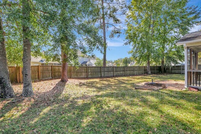 Building Photo - 5232 Mulholland Dr